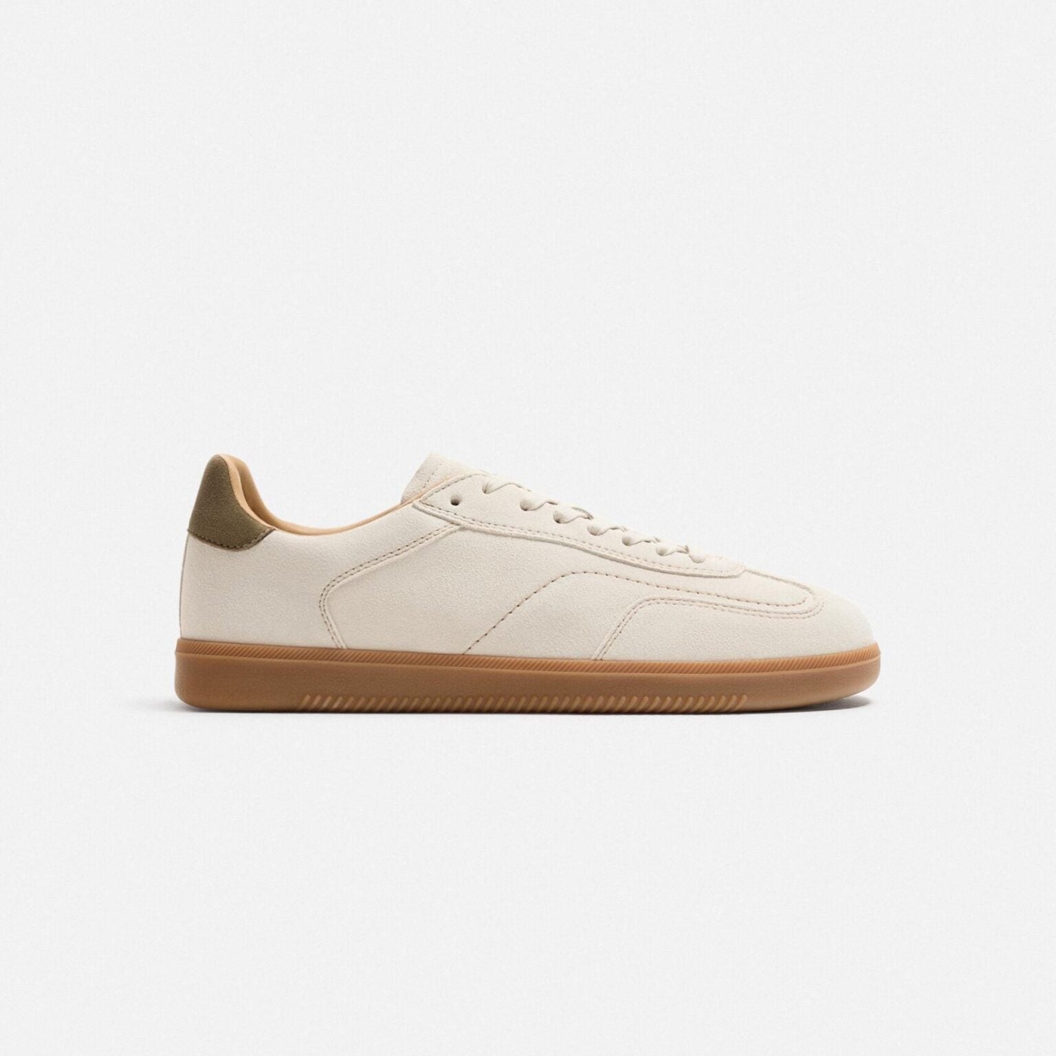 Zara Contrasting Sole Sneakers