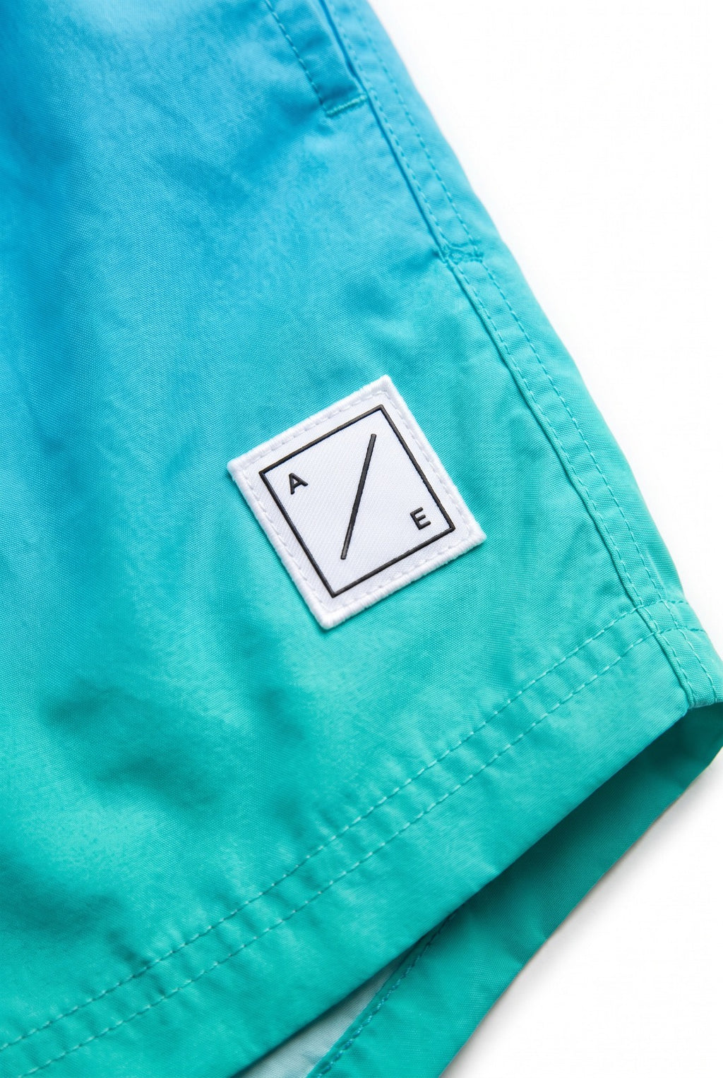 AE 9" Ombre Classic Board Short