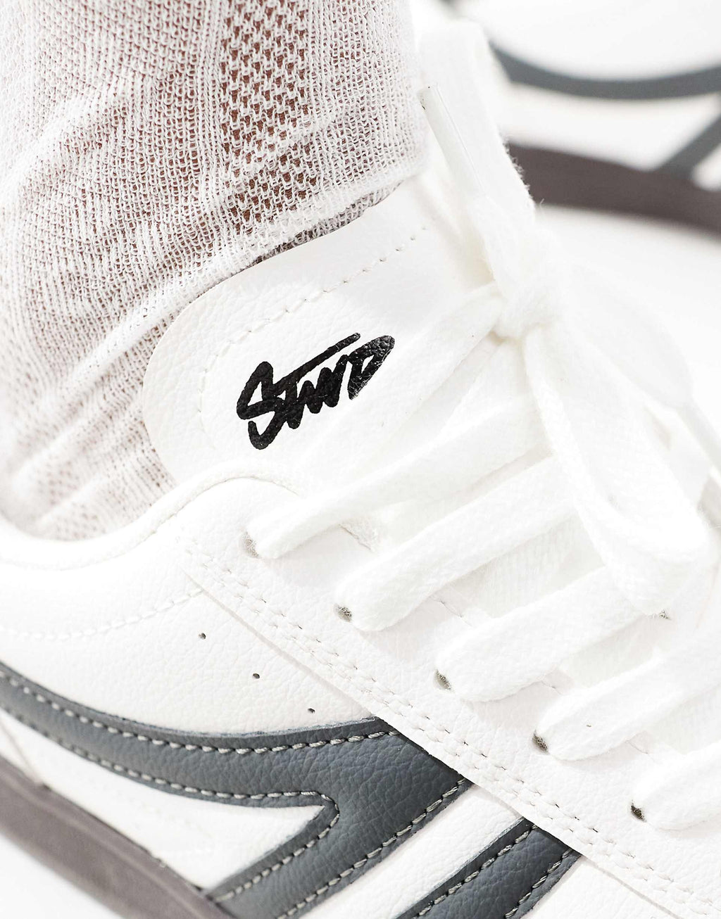 Pull&Bear Retro Trainers