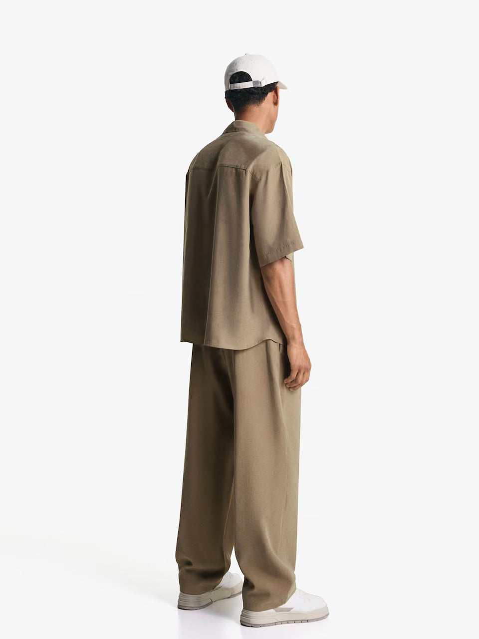 Bershka Loose Fit Shirt With Two Pockets