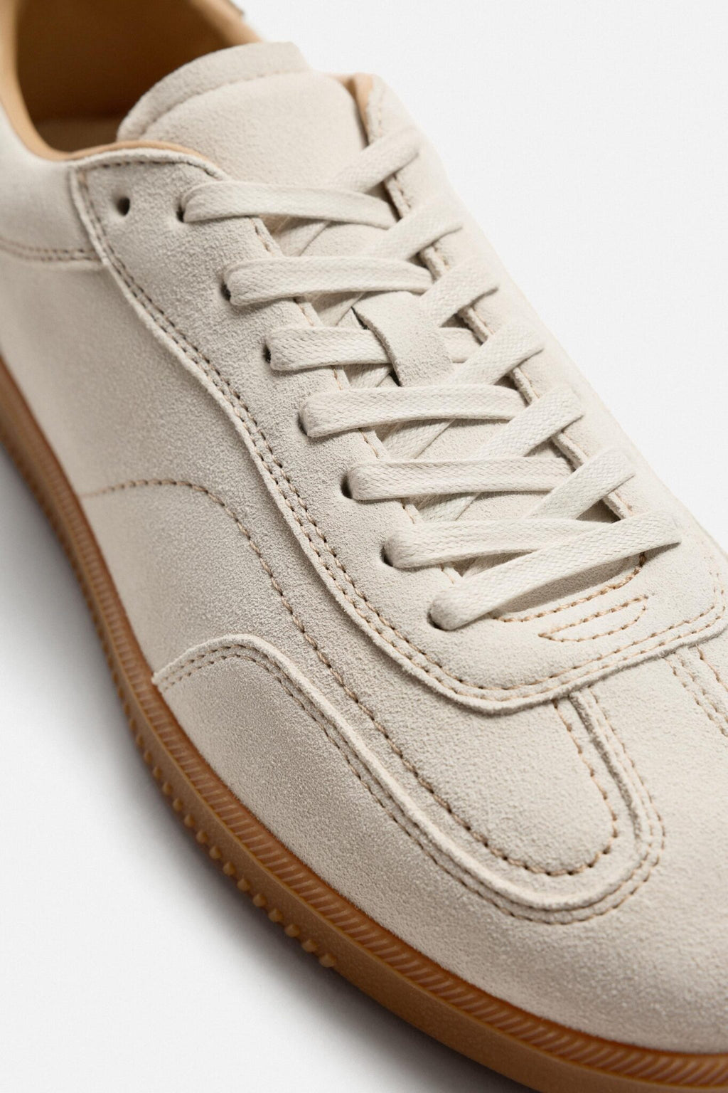 Zara Contrasting Sole Sneakers