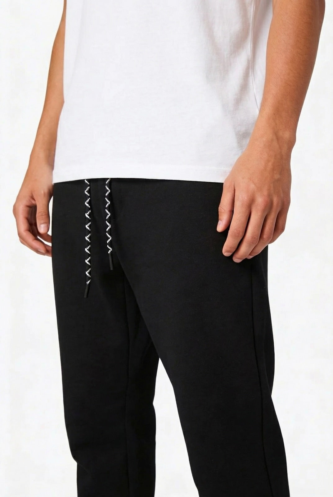 American Eagle Fleece Jogger With Reflective Rope